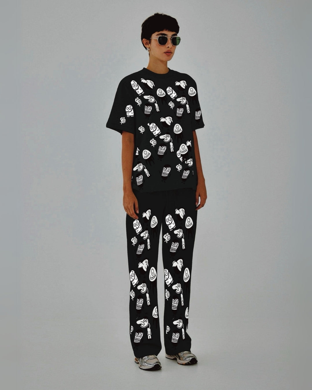 Women Alien World Oversized Co-Ord Set - Black and Black