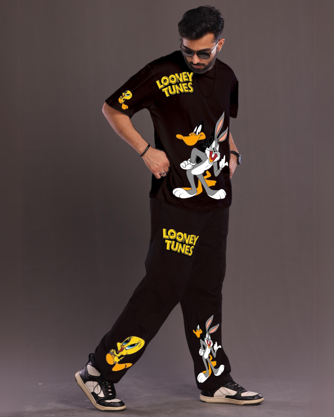 Men's Looney Tunes Oversized Co-Ord Set - Black and Black(*)