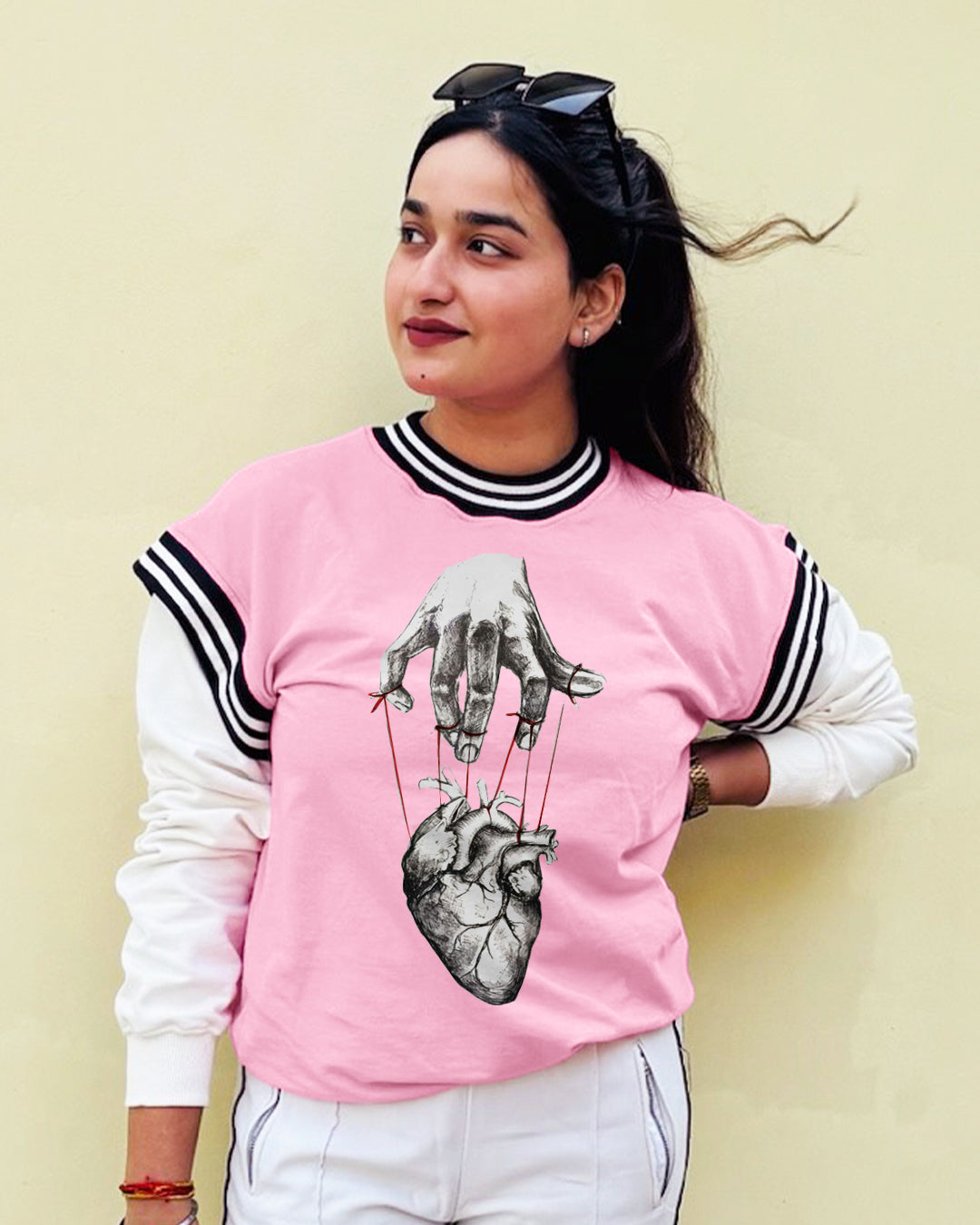 WOMEN'S PUPPET HEART SWEATSHIRT