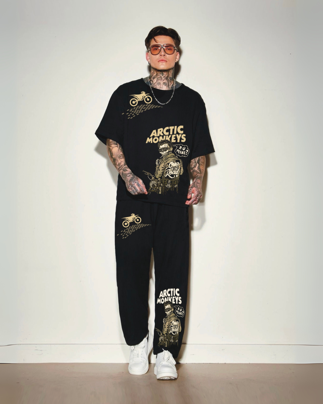 MEN'S ARCTIC MONKEYS OVERSIZED CORDSET (BLACK AND BLACK)