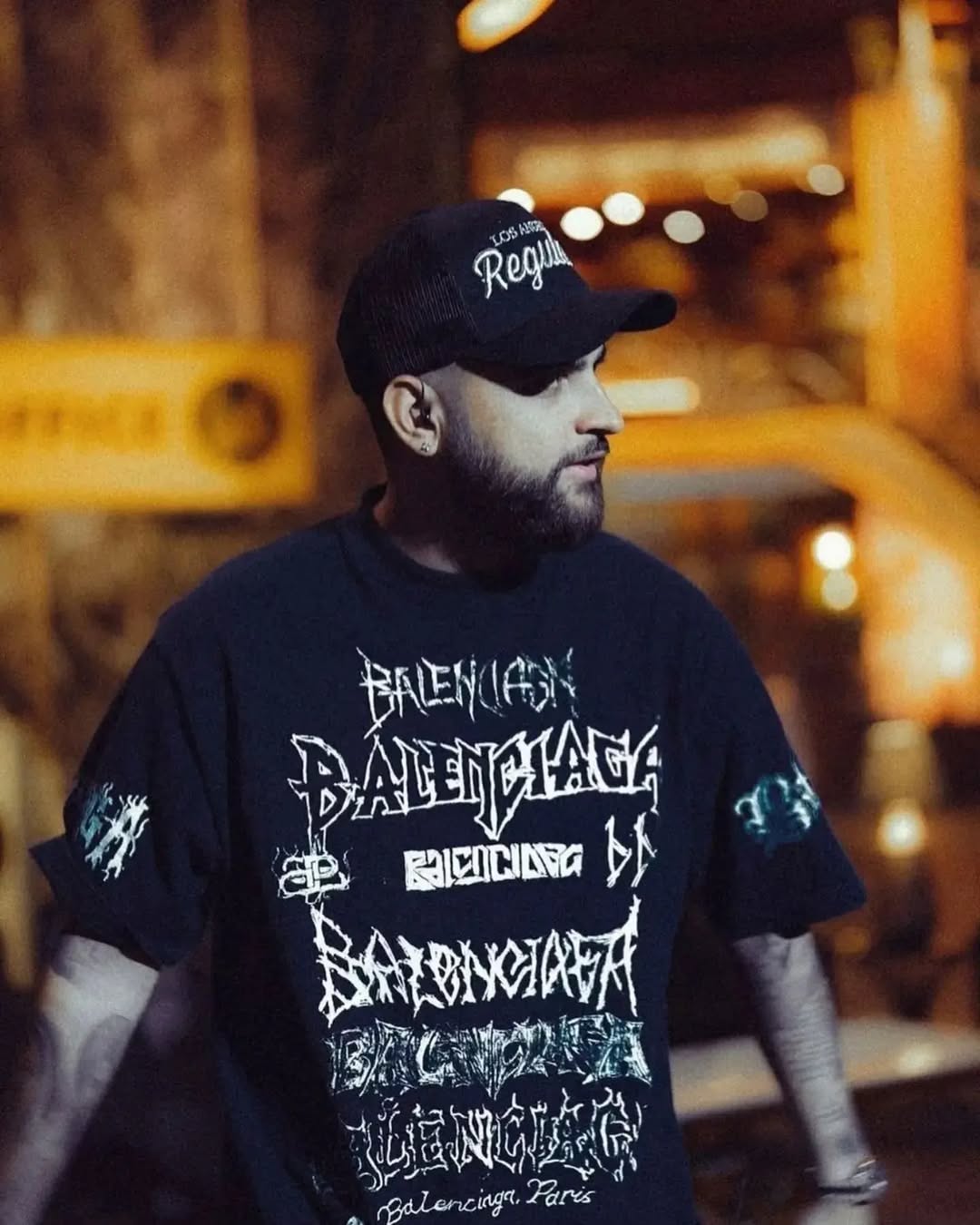 AUJLA BAL'ENCIAGA UNISEX EXCLUSIVE OVERSIZED TEE - BLACK(*)