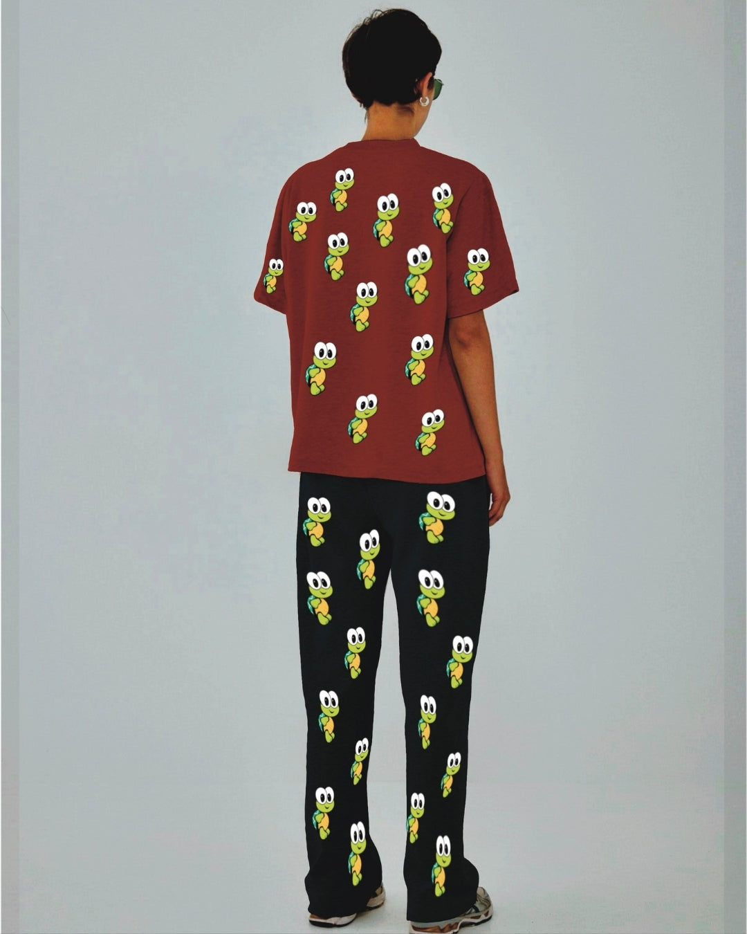 Women Turtle World Oversized Co-Ord Set - Red and Black