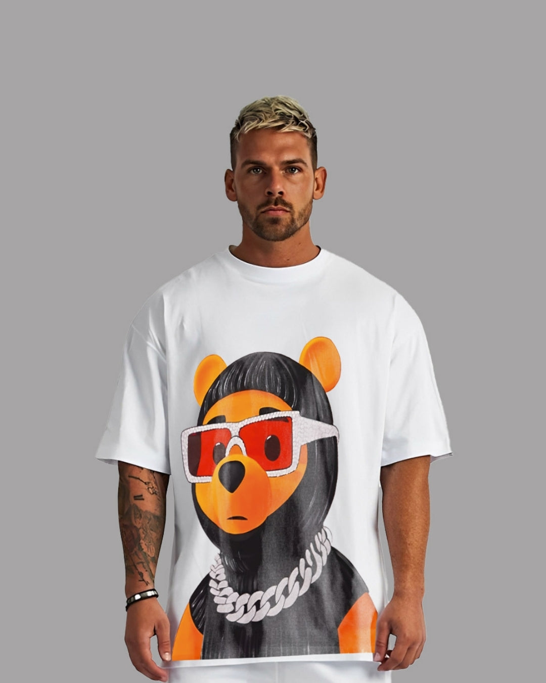 WINNIE THE POOH UNISEX EXCLUSIVE OVERSIZED TEE - WHITE