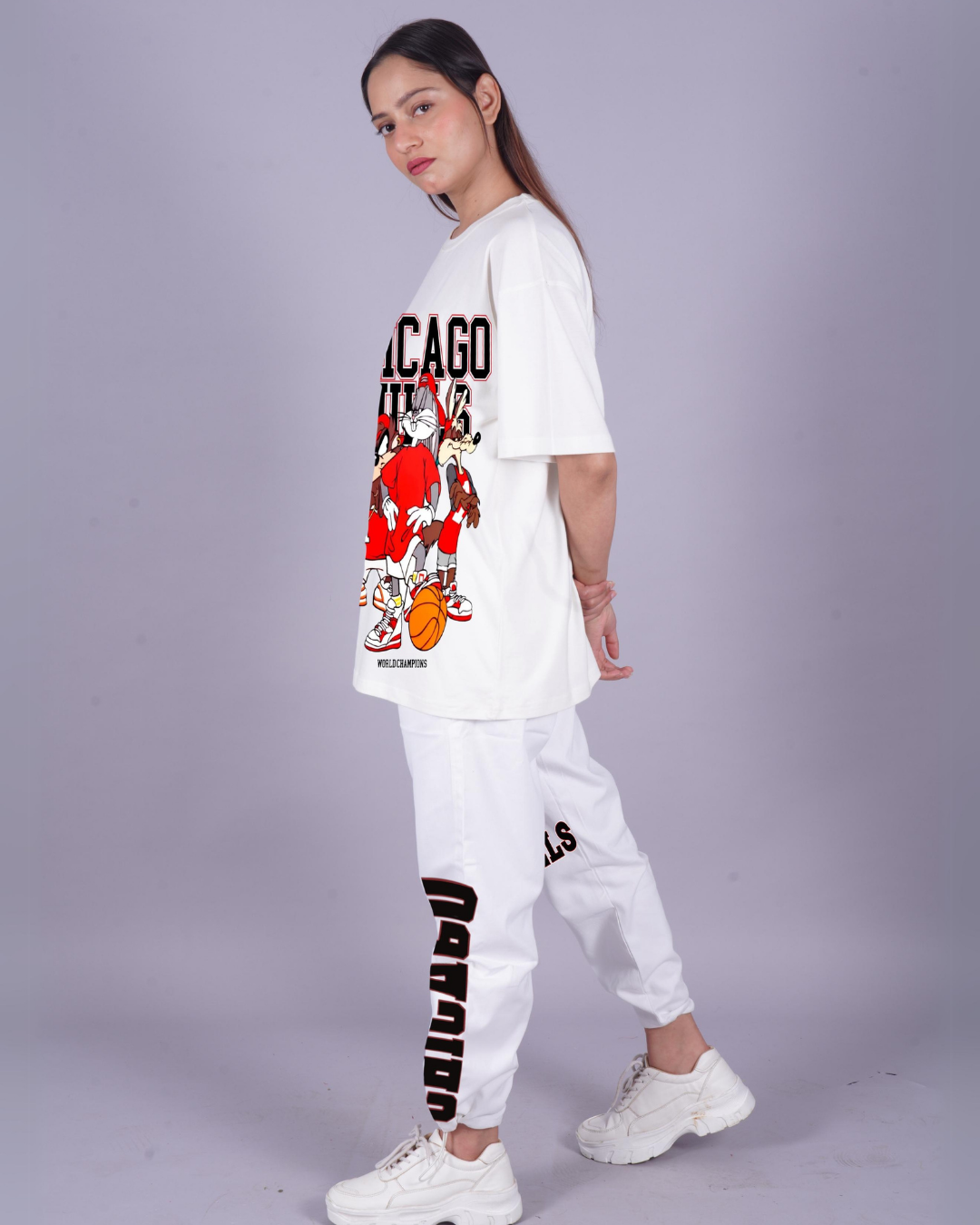 Women Chicago Bulls Oversized Co-Ord Set - White and White