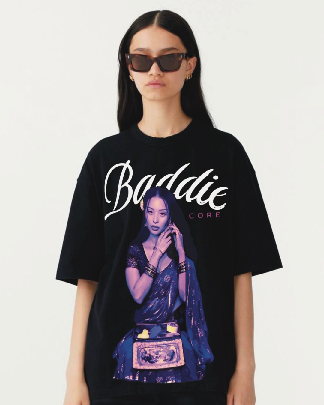 WOMEN'S BADDIE CORE OVERSIZED BLACK T-SHIRT