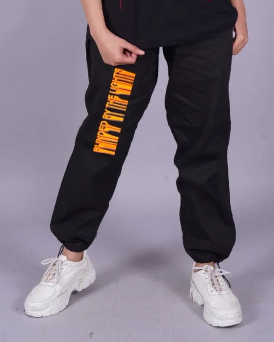 bliend by the light  black pant (*)