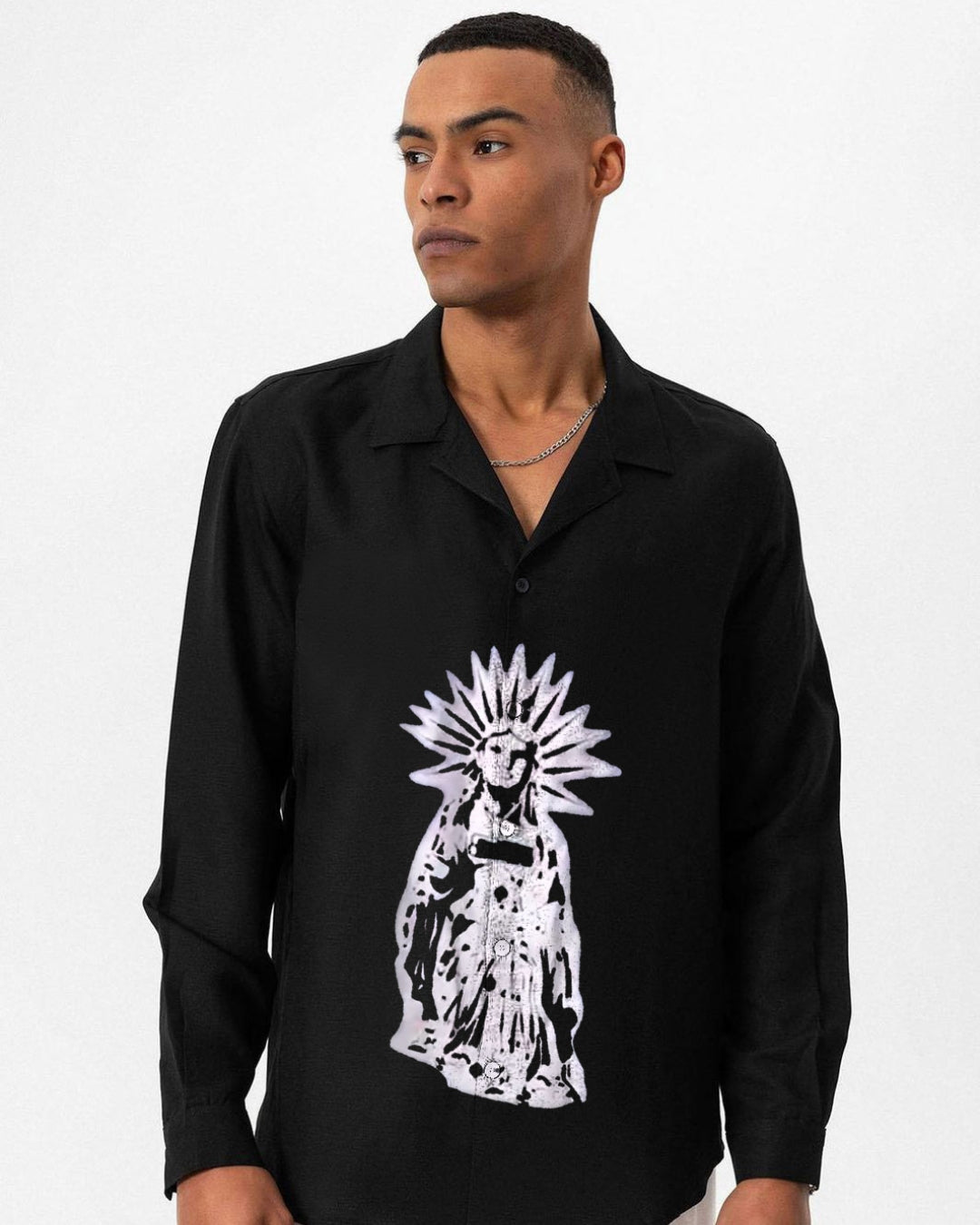 CROWNED GUARDIAN FULL SLEEVE BLACK OVERSIZED KNITTED SHIRT